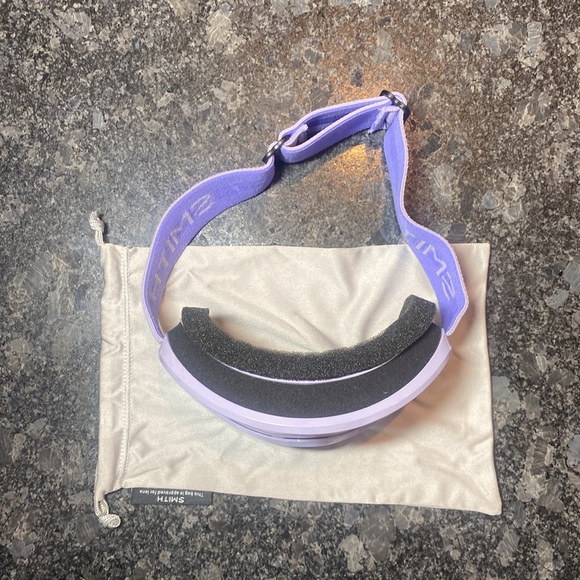 Smith Vogue Women's Ski Goggles Lilac Antifog Mirror Medium Fit - Picture 3 of 8